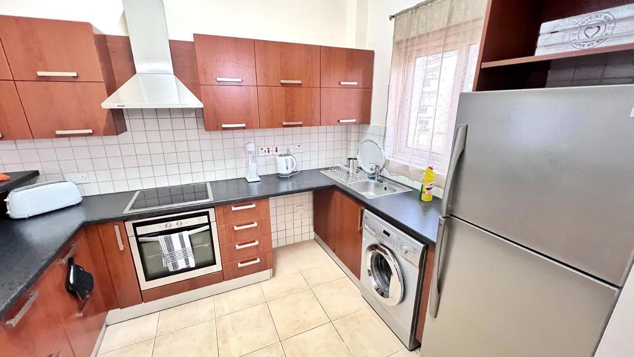 Melanos Sea View Apartment Пафос Екстериор снимка