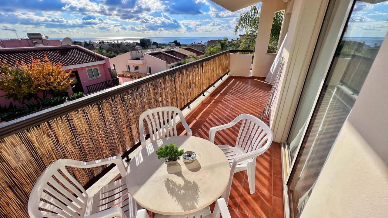 Melanos Sea View Apartment Пафос Екстериор снимка